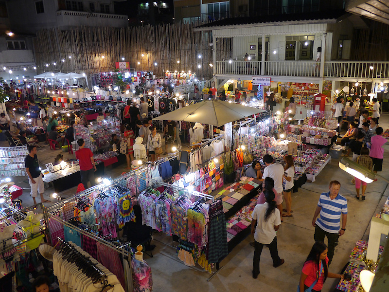 Montree Rental - Chatsila Market